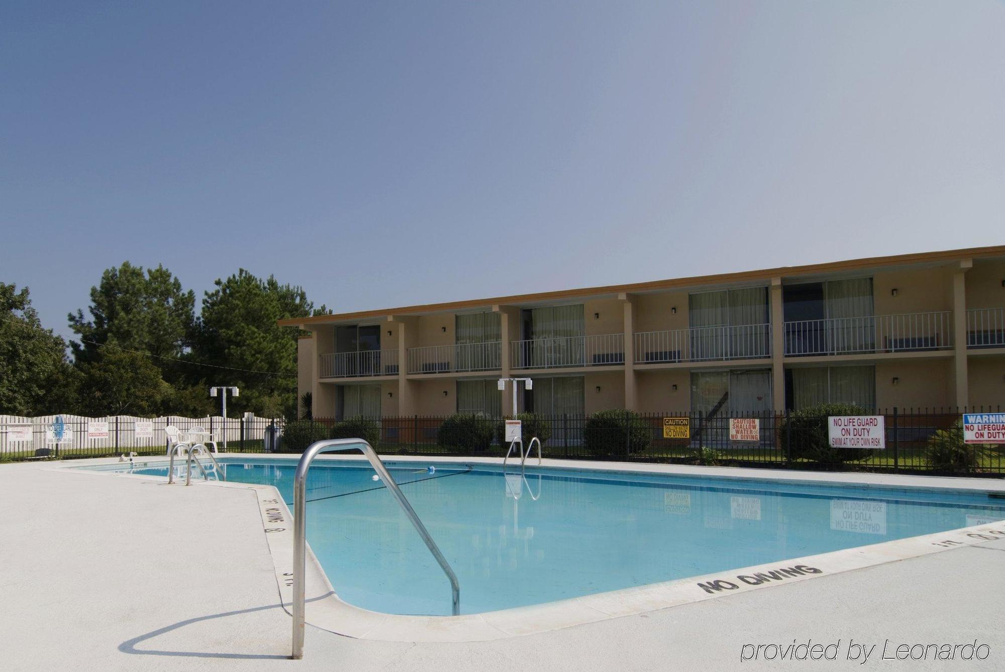 Dillon Express Inn Bagian luar foto