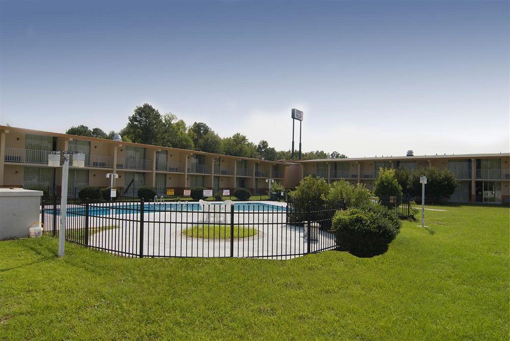 Dillon Express Inn Bagian luar foto