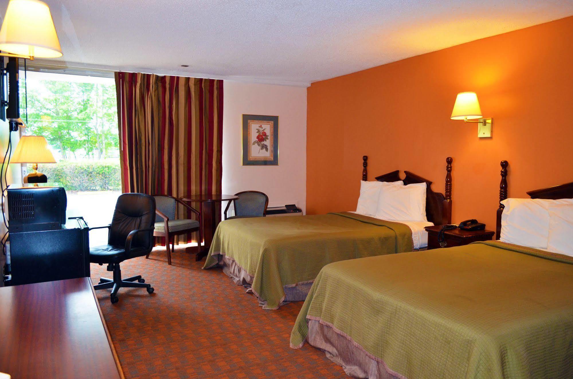 Dillon Express Inn Bagian luar foto